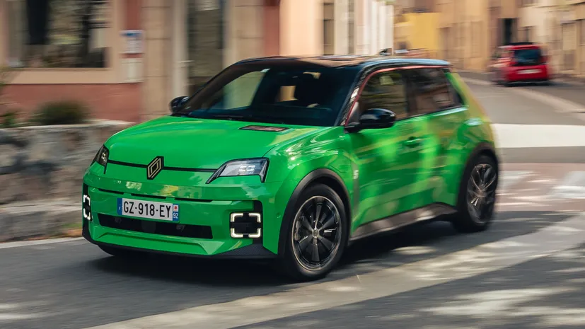 رنو Renault 5 .۵