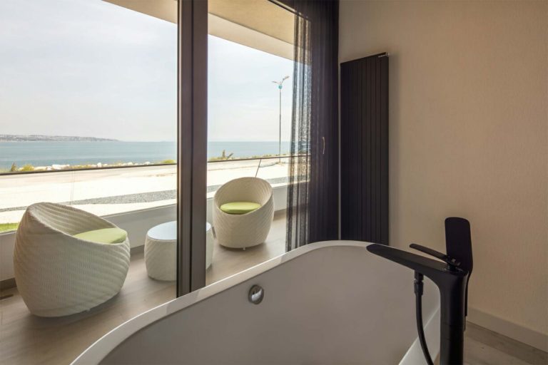 marina 24 18 768x512